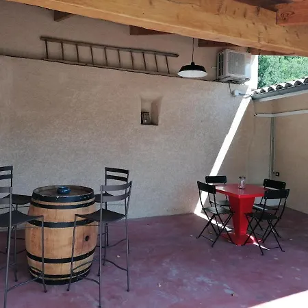 Semesterbostad Maison De 80m2 Avec Cour Fermee Et Securisee