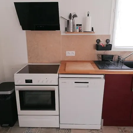 Semesterbostad Maison De 80m2 Avec Cour Fermee Et Securisee Crozes-Hermitage