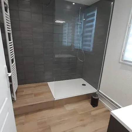 Semesterbostad Maison De 80m2 Avec Cour Fermee Et Securisee