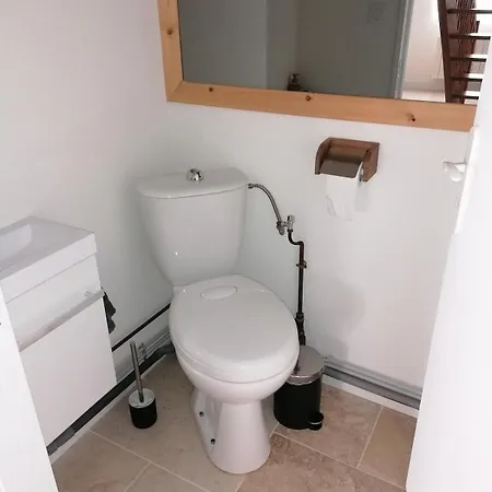Hébergement de vacances Maison De 80m2 Avec Cour Fermée Et Sécurisée *